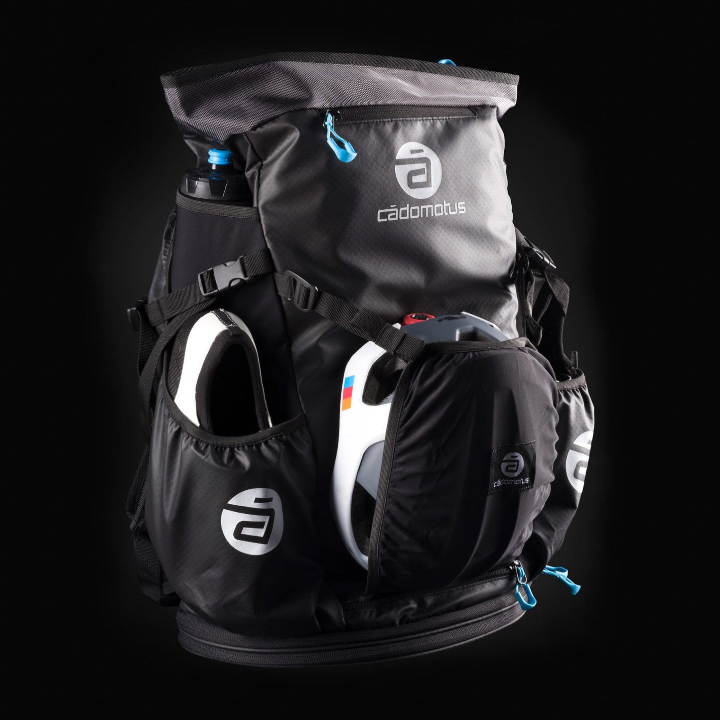 cadomotus-versatile-rainproof-race-day-bag